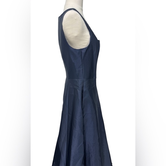 The Alfred Sung Midnight Blue Corset Satin Gown in size 6 - Picture 6 of 8